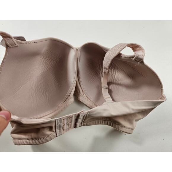 NWT NEW playtex 38DD wireless bra beige nude smooth 4 way support no slip - Picture 7 of 7